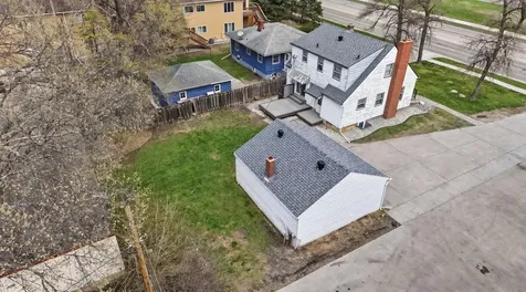 1621 8th Street S Moorhead MN 56560
