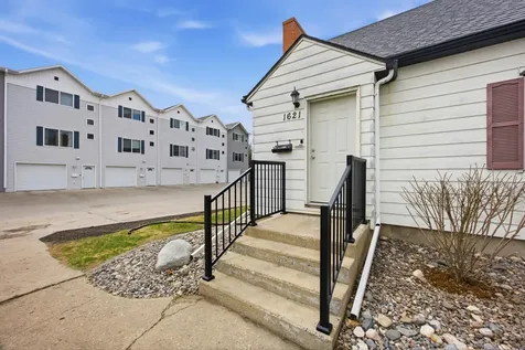 1621 8th Street S Moorhead MN 56560