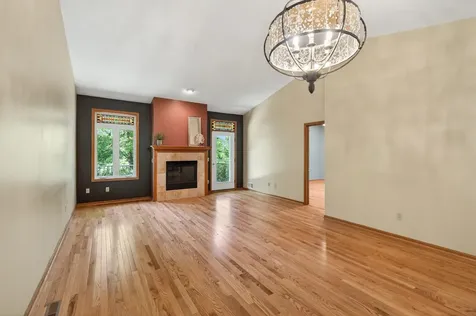 370 Mendota Road W West Saint Paul MN 55118