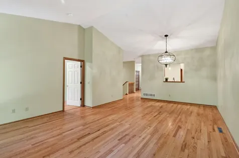 370 Mendota Road W West Saint Paul MN 55118