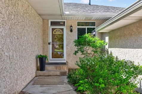370 Mendota Road W West Saint Paul MN 55118