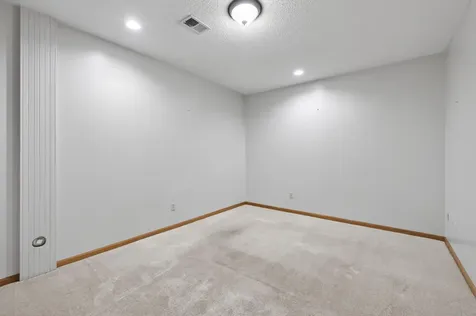 370 Mendota Road W West Saint Paul MN 55118