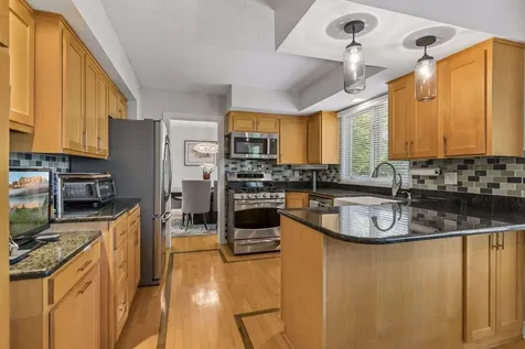 6016 Eden Prairie Road Edina MN 55436