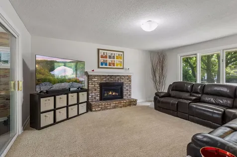 6016 Eden Prairie Road Edina MN 55436