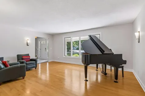 6016 Eden Prairie Road Edina MN 55436