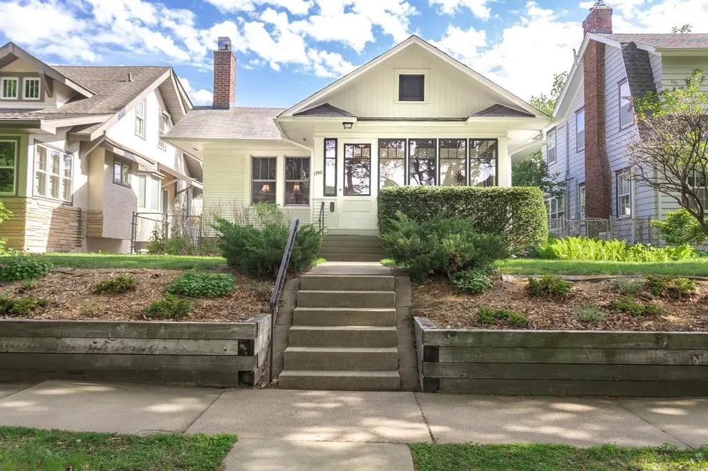 1740 Wellesley Avenue Saint Paul MN 55105