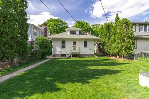 1740 Wellesley Avenue Saint Paul MN 55105