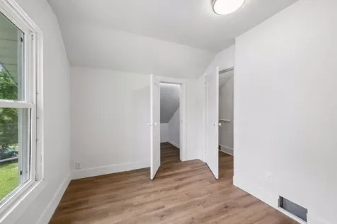 601 N Carver Street Winthrop MN 55396