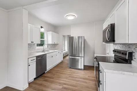 601 N Carver Street Winthrop MN 55396
