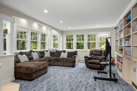 2837 Glenhurst Avenue Saint Louis Park MN 55416