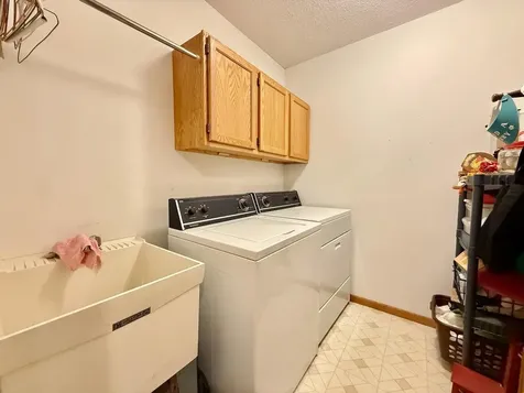 126 W Hilltop Drive Fergus Falls MN 56537