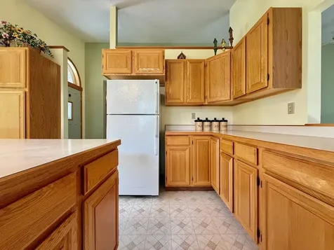 126 W Hilltop Drive Fergus Falls MN 56537