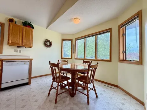 126 W Hilltop Drive Fergus Falls MN 56537