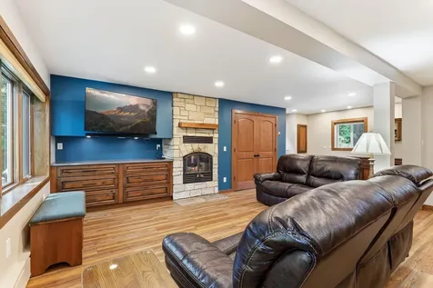 645 Warner Avenue S Mahtomedi MN 55115