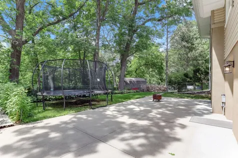 645 Warner Avenue S Mahtomedi MN 55115