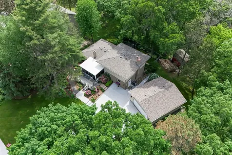 645 Warner Avenue S Mahtomedi MN 55115