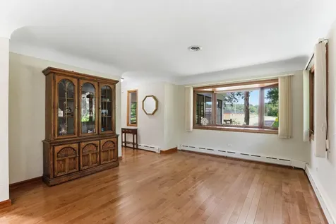 645 Warner Avenue S Mahtomedi MN 55115