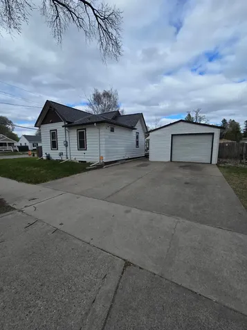 1426 13th Avenue S Fargo ND 58103