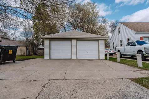 1002 5th Avenue S Moorhead MN 56560