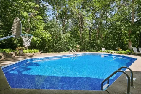 14805 Minnehaha Place Wayzata MN 55391