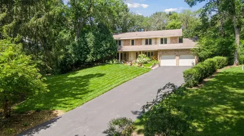 14805 Minnehaha Place Wayzata MN 55391