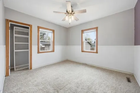 1621 8th Avenue S Fargo ND 58103