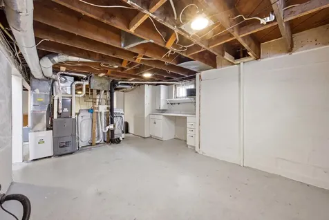 1621 8th Avenue S Fargo ND 58103