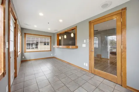 1621 8th Avenue S Fargo ND 58103