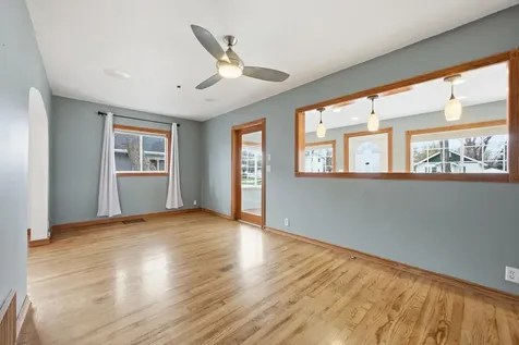 1621 8th Avenue S Fargo ND 58103