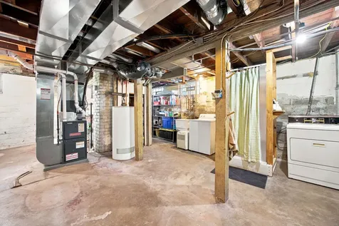 4042 Queen Avenue N Minneapolis MN 55412