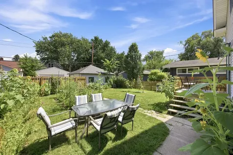 4042 Queen Avenue N Minneapolis MN 55412