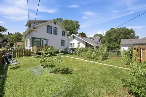4042 Queen Avenue N Minneapolis MN 55412