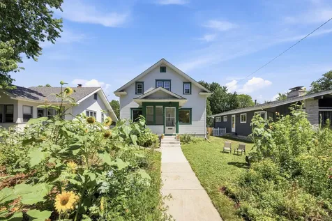 4042 Queen Avenue N Minneapolis MN 55412