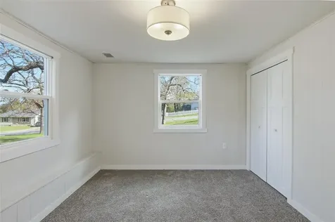 2921 La Salle Street Eau Claire WI 54703
