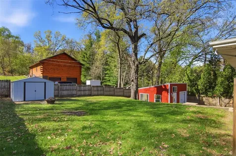 2921 La Salle Street Eau Claire WI 54703