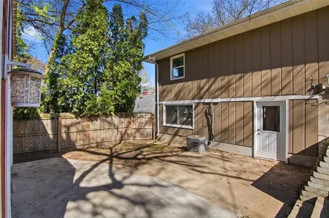 2921 La Salle Street Eau Claire WI 54703