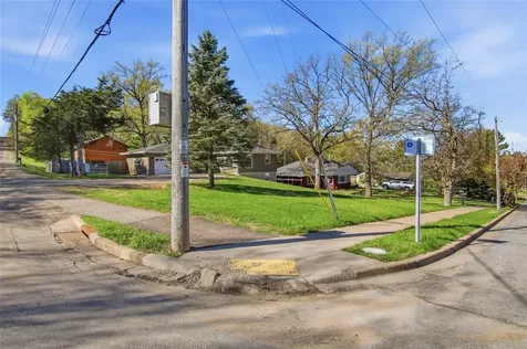 2921 La Salle Street Eau Claire WI 54703