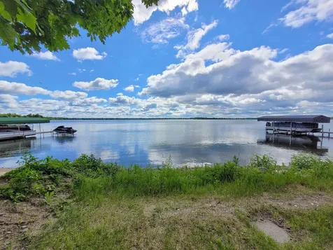 20645 Oakland Beach Road Detroit Lakes MN 56501
