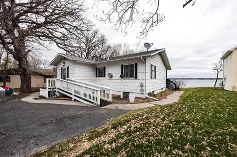 20645 Oakland Beach Road Detroit Lakes MN 56501