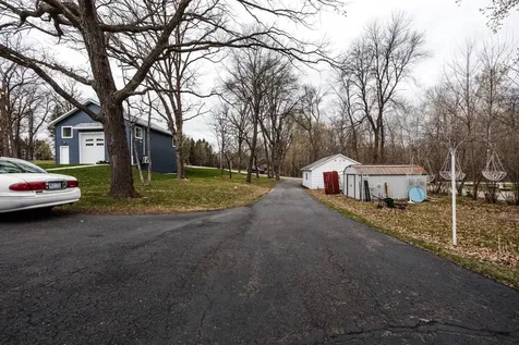 20645 Oakland Beach Road Detroit Lakes MN 56501