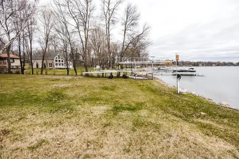 20645 Oakland Beach Road Detroit Lakes MN 56501