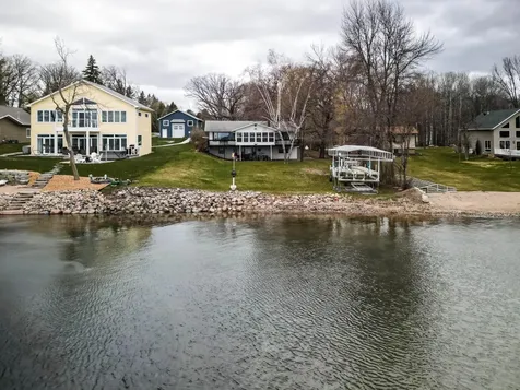 20645 Oakland Beach Road Detroit Lakes MN 56501