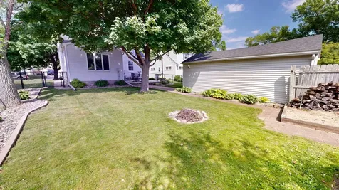 413 Highland Road Willmar MN 56201