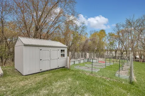 24047 County Road 23 Richmond MN 56368