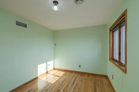 W12041 497th Avenue Prescott WI 54021