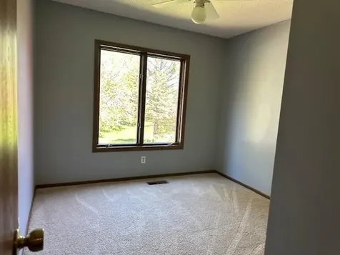3590 Blue Jay Way Eagan MN 55123