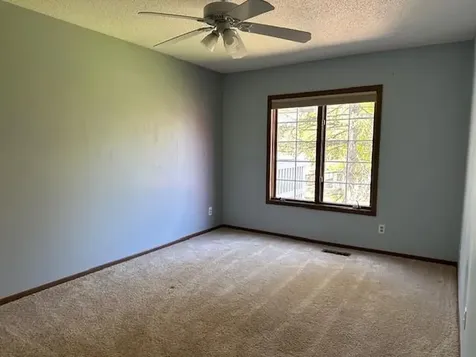 3590 Blue Jay Way Eagan MN 55123