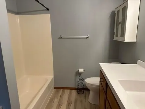 3590 Blue Jay Way Eagan MN 55123