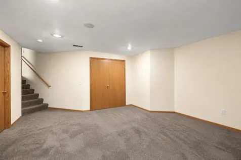 1211 Hillside Road Sauk Rapids MN 56379