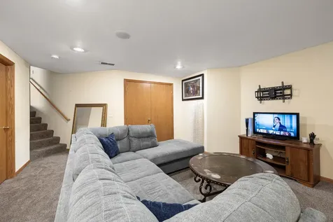 1211 Hillside Road Sauk Rapids MN 56379